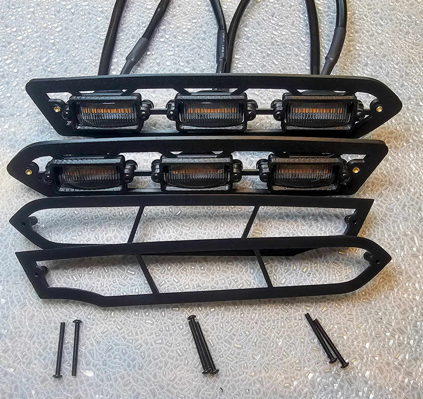 T7.1: 2023-25 Subaru Outback Non-Wilderness Trim DRL/Grille lights and brackets